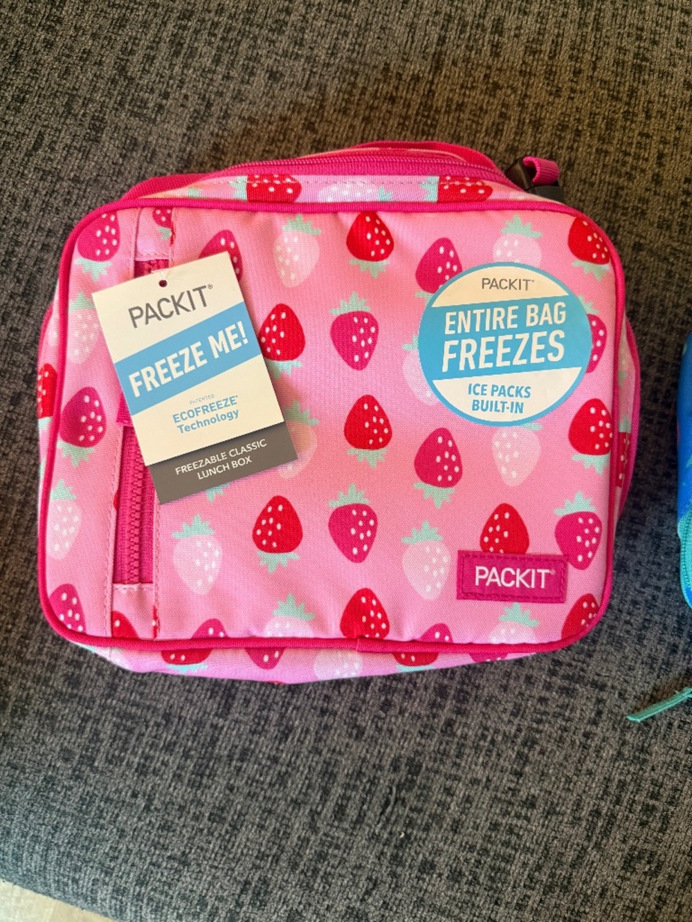 PackIt Freezable Classic Lunch Box NWT Sweet Strawberry Built-In Ice Packs